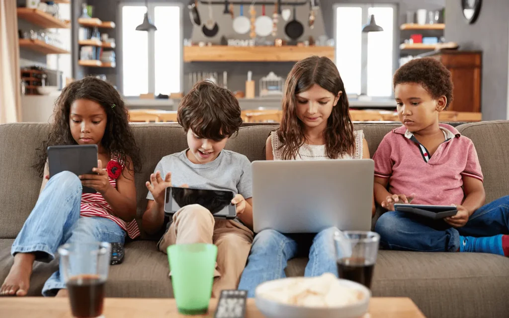 the negative effect of screen Time use in kids  